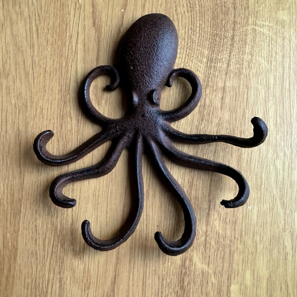 Brown Metal Octopus Wall Decor with Hooks